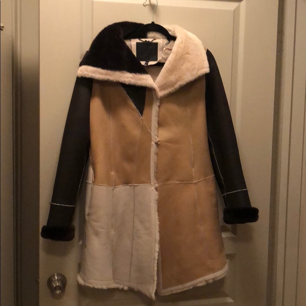 Dawn Levy fur coat